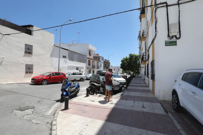El Ayuntamiento ha destinado unos 800.000 euros a mejorar las infraestructuras, la accesibilidad y los servicios públicos de muchas calles de San Pedro Alcántara.